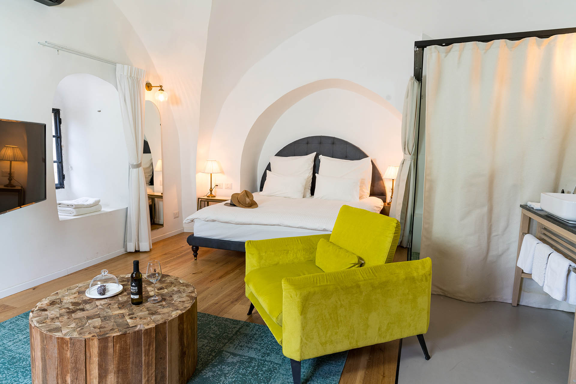 Studio suite