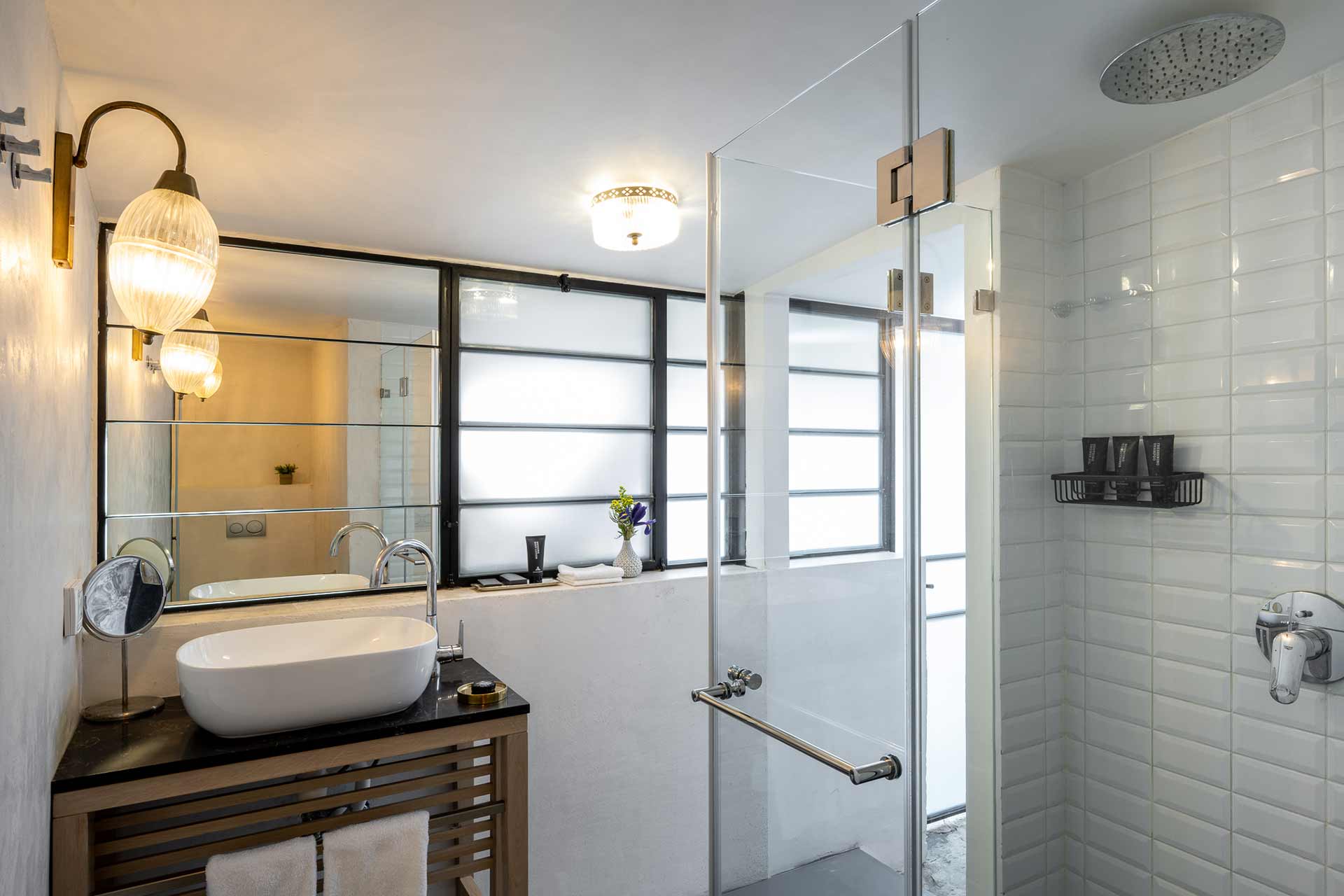 Signature Suite