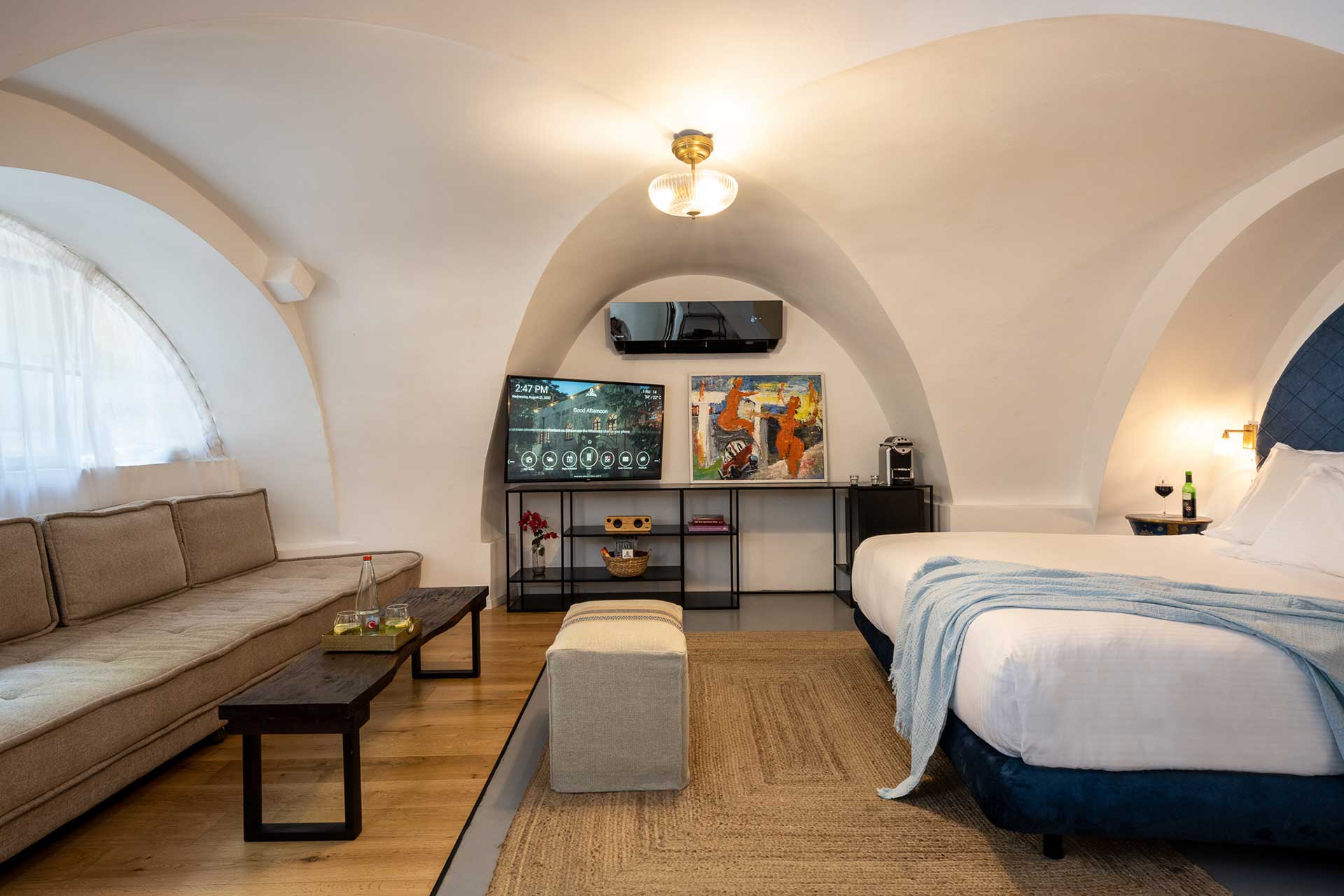 Signature Suite